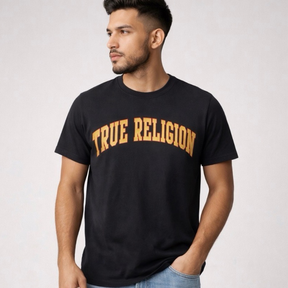 True Religion Black Logo T-Shirt – Size Medium – Varsity Spellout 🔥
